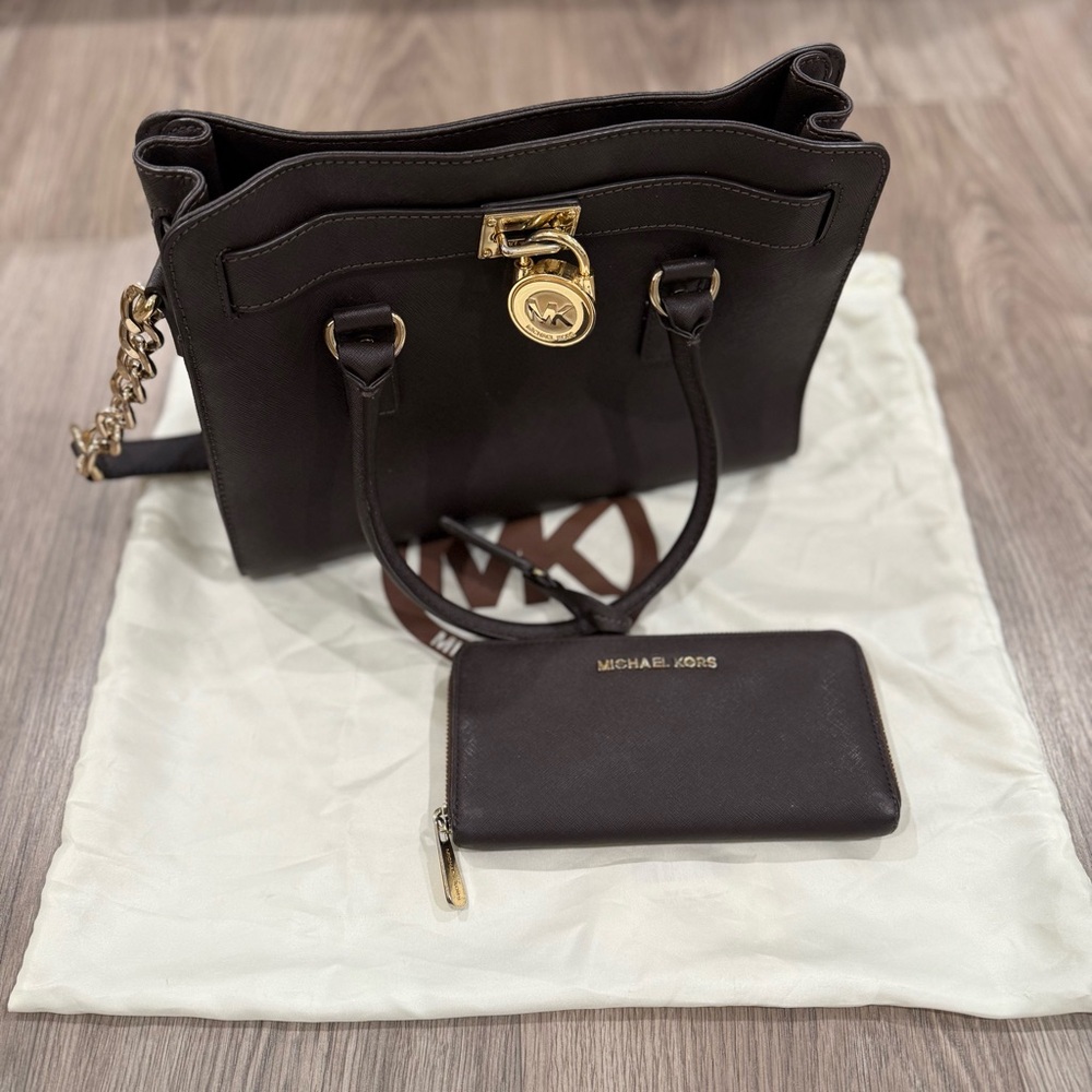 Michael Kors Brown Handbag and Wallet Set